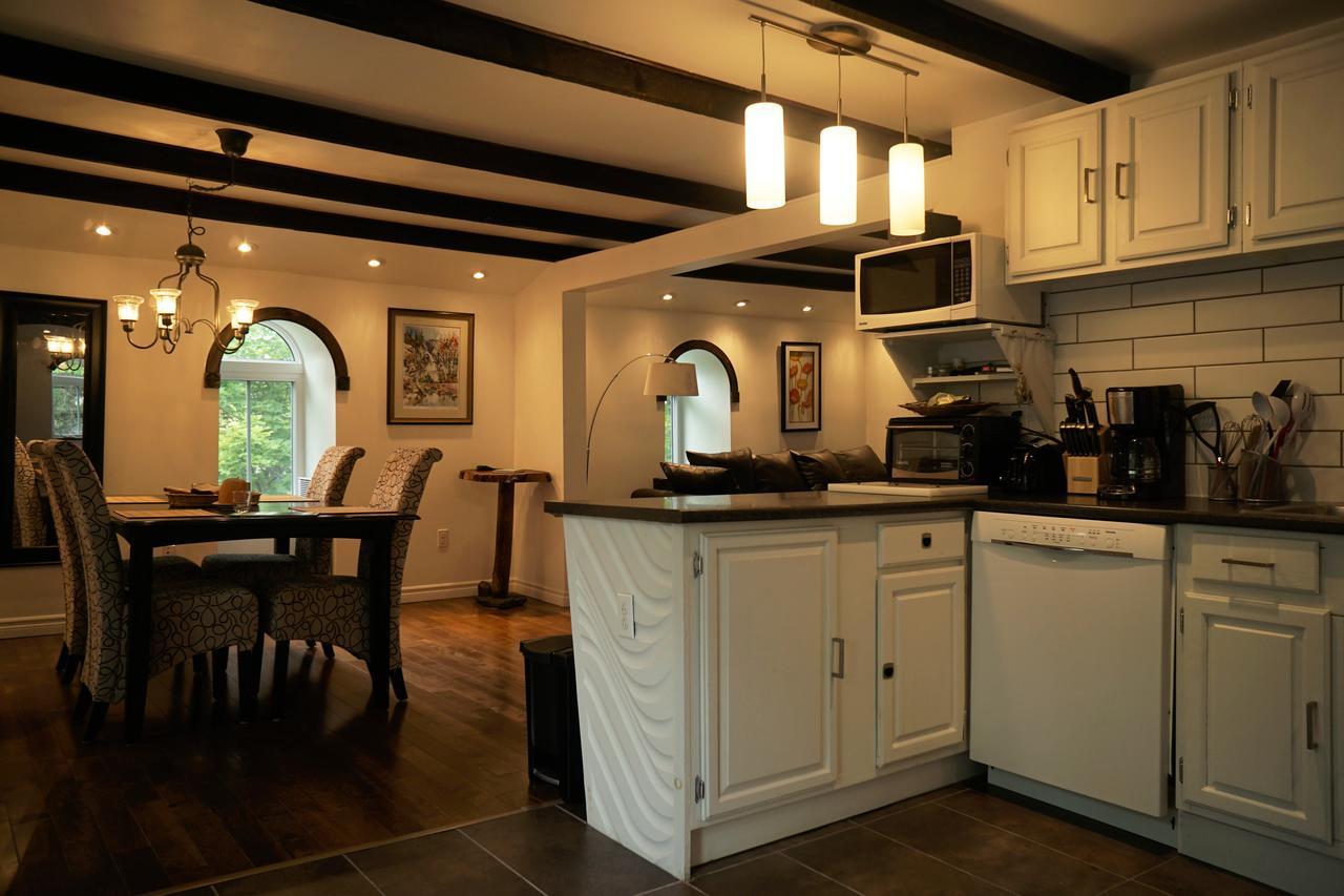 Auberge A La Fontaine Sutton Ngoại thất bức ảnh