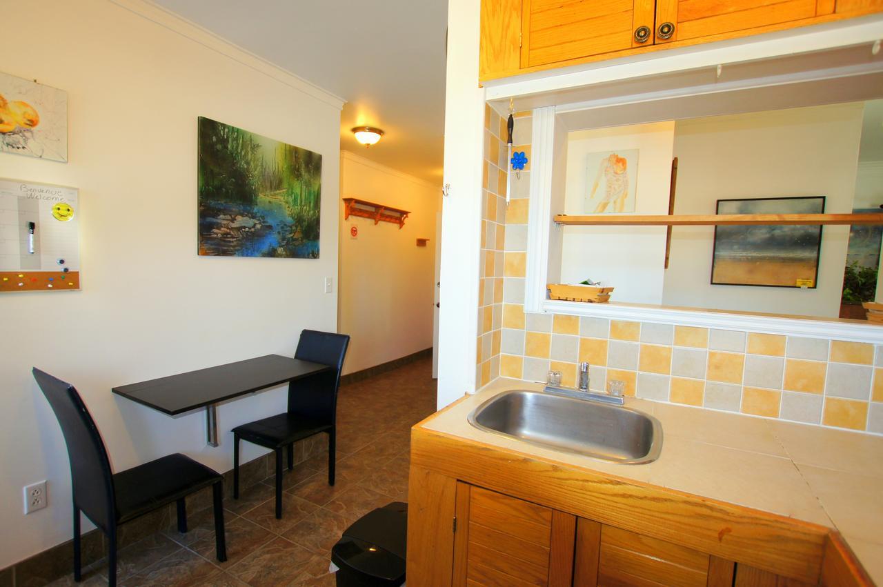 Auberge A La Fontaine Sutton Ngoại thất bức ảnh